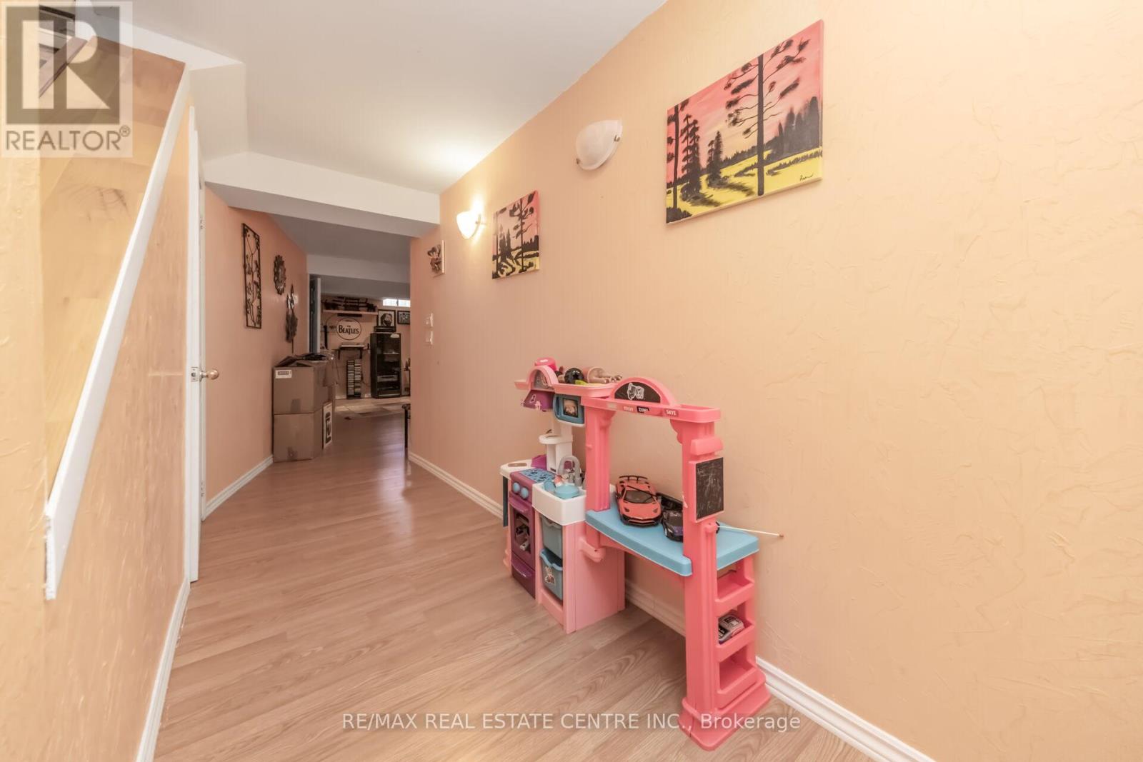 22 Mistycreek Crescent, Brampton, Ontario  L7A 3E8 - Photo 38 - W12990384