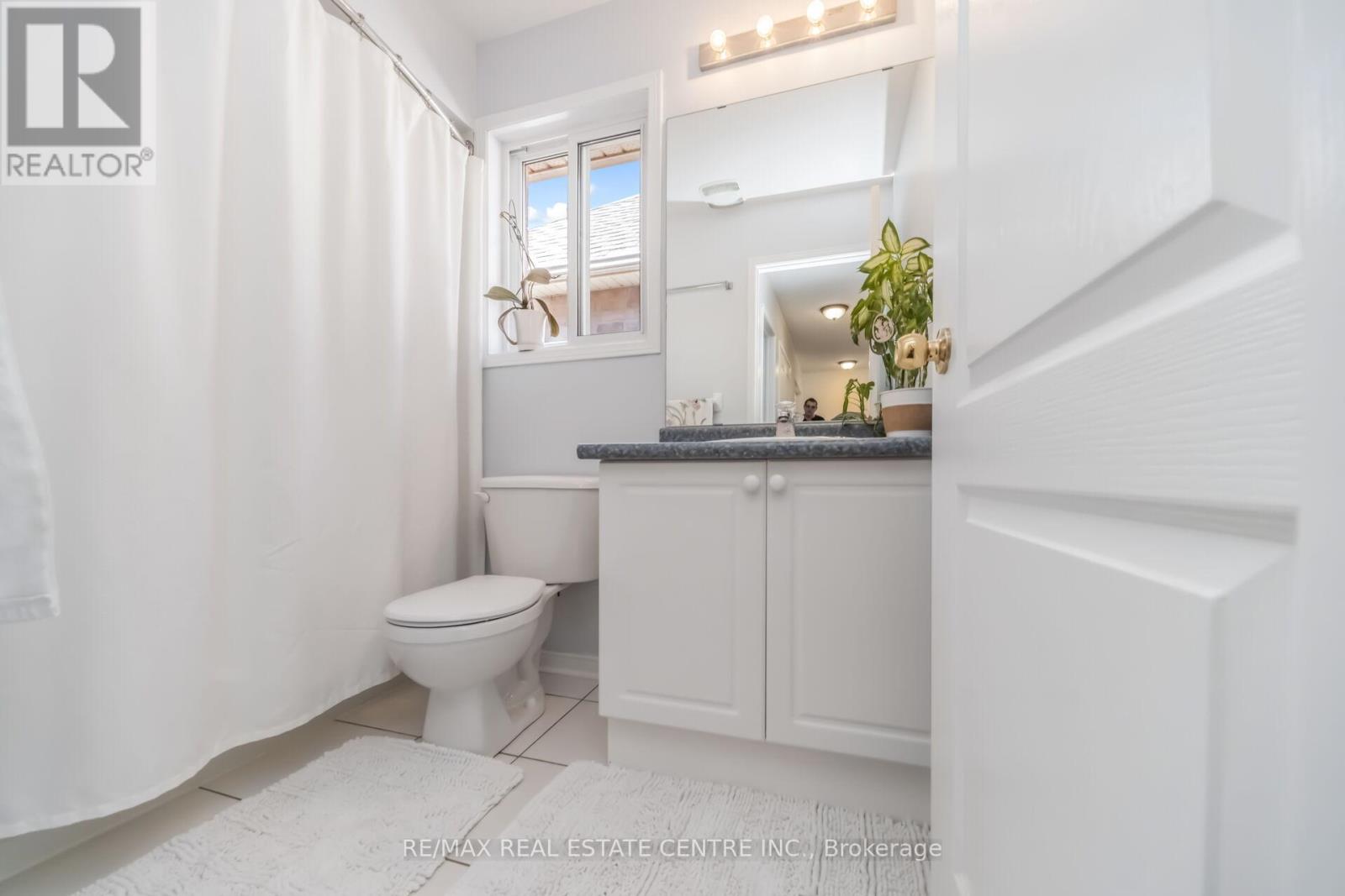 22 Mistycreek Crescent, Brampton, Ontario  L7A 3E8 - Photo 36 - W12990384