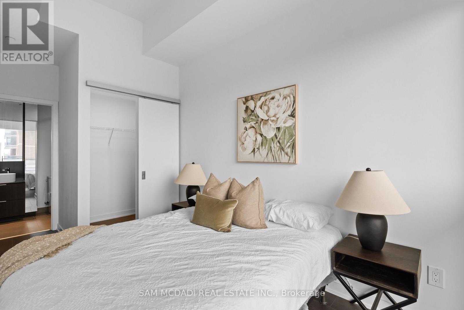 813 - 28 Ann Street, Mississauga, Ontario  L5G 0E1 - Photo 17 - W12997398