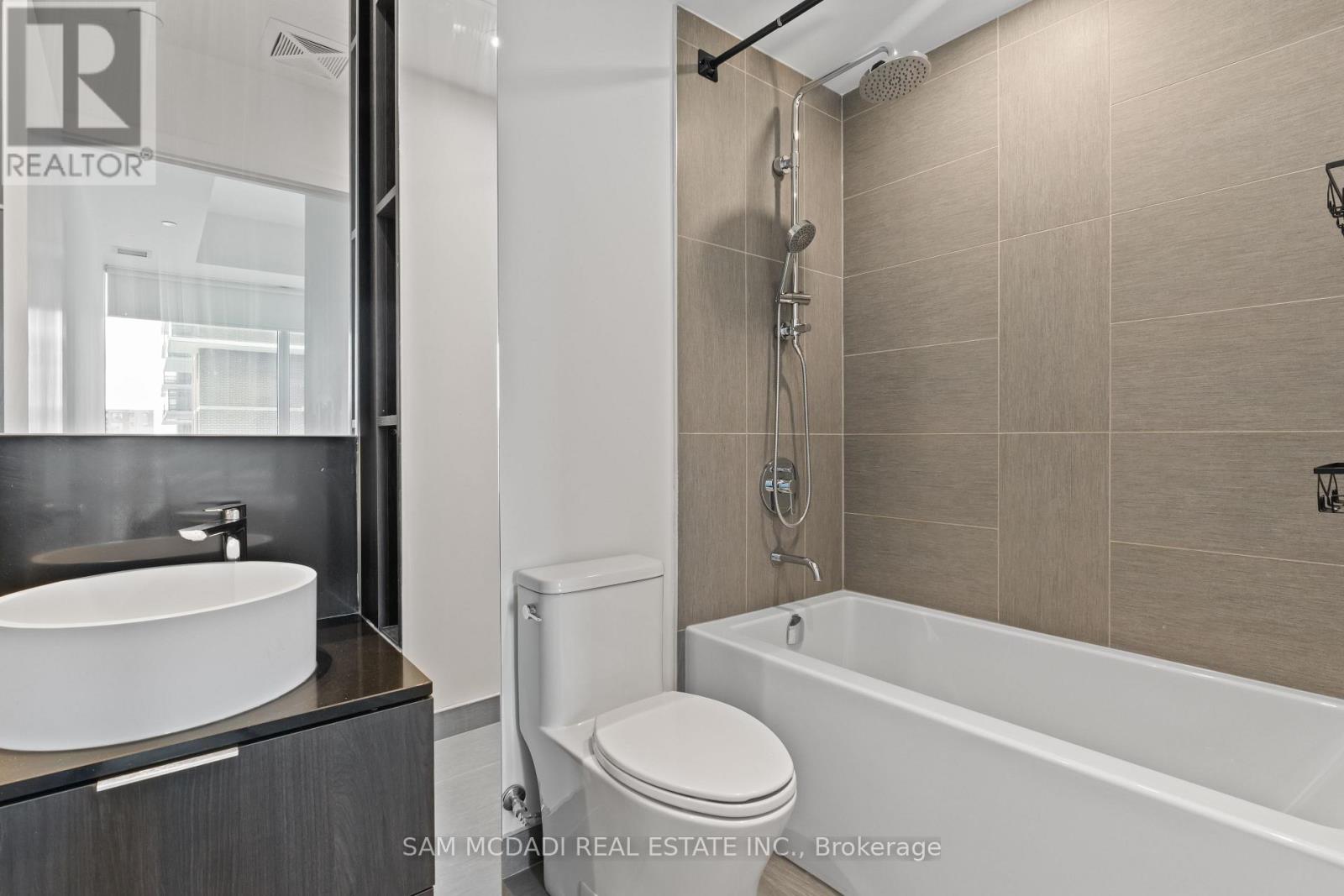 813 - 28 Ann Street, Mississauga, Ontario  L5G 0E1 - Photo 18 - W12997398