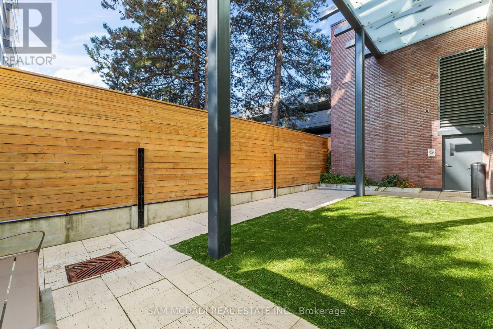 813 - 28 Ann Street, Mississauga, Ontario  L5G 0E1 - Photo 24 - W12997398