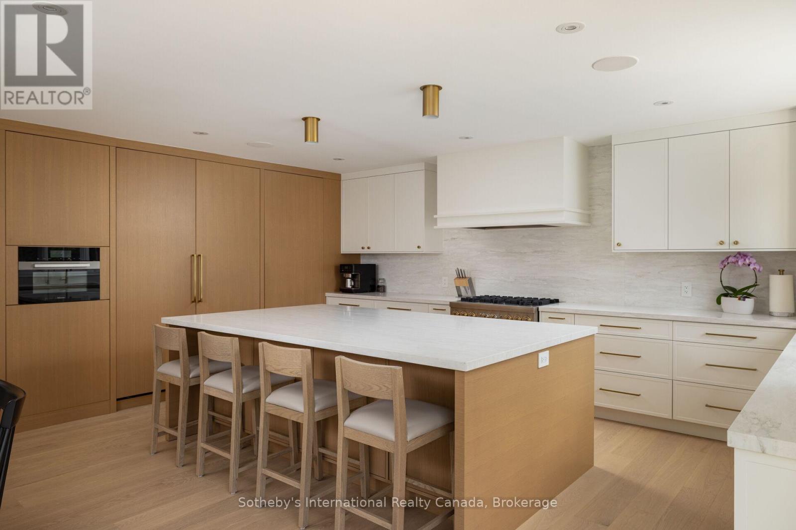 246 Cairncroft Road, Oakville, Ontario  L6J 4M3 - Photo 11 - W12997872