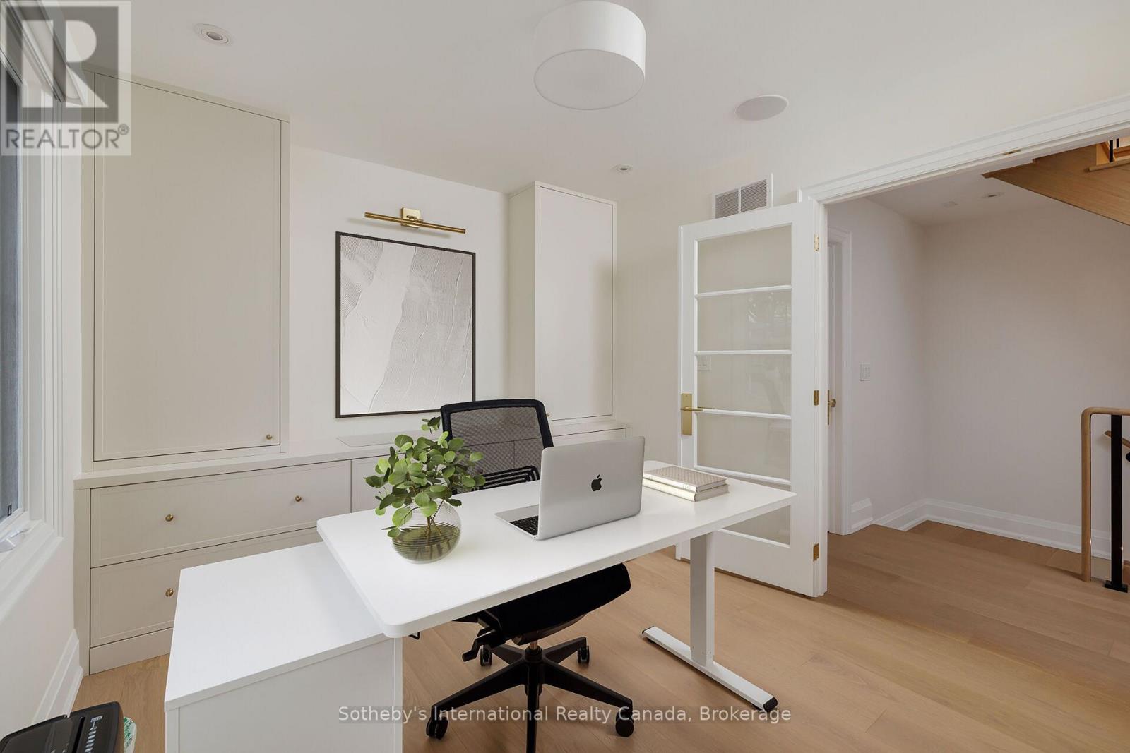 246 Cairncroft Road, Oakville, Ontario  L6J 4M3 - Photo 14 - W12997872