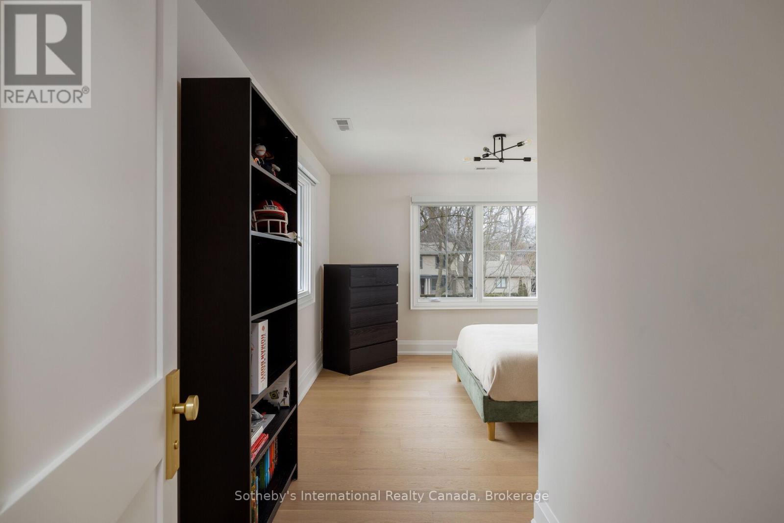 246 Cairncroft Road, Oakville, Ontario  L6J 4M3 - Photo 25 - W12997872