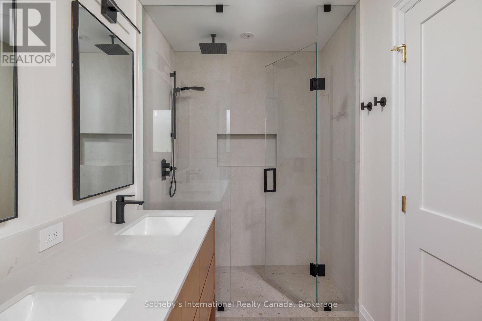 246 Cairncroft Road, Oakville, Ontario  L6J 4M3 - Photo 28 - W12997872