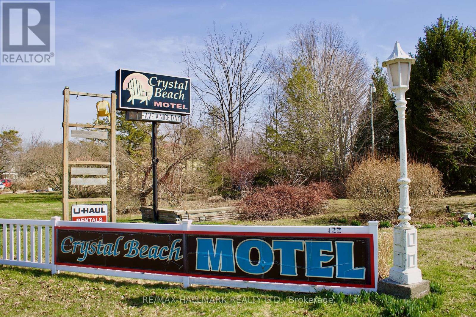 122 Ridgeway Road, Fort Erie, Ontario  L0S 1B0 - Photo 3 - X12965298