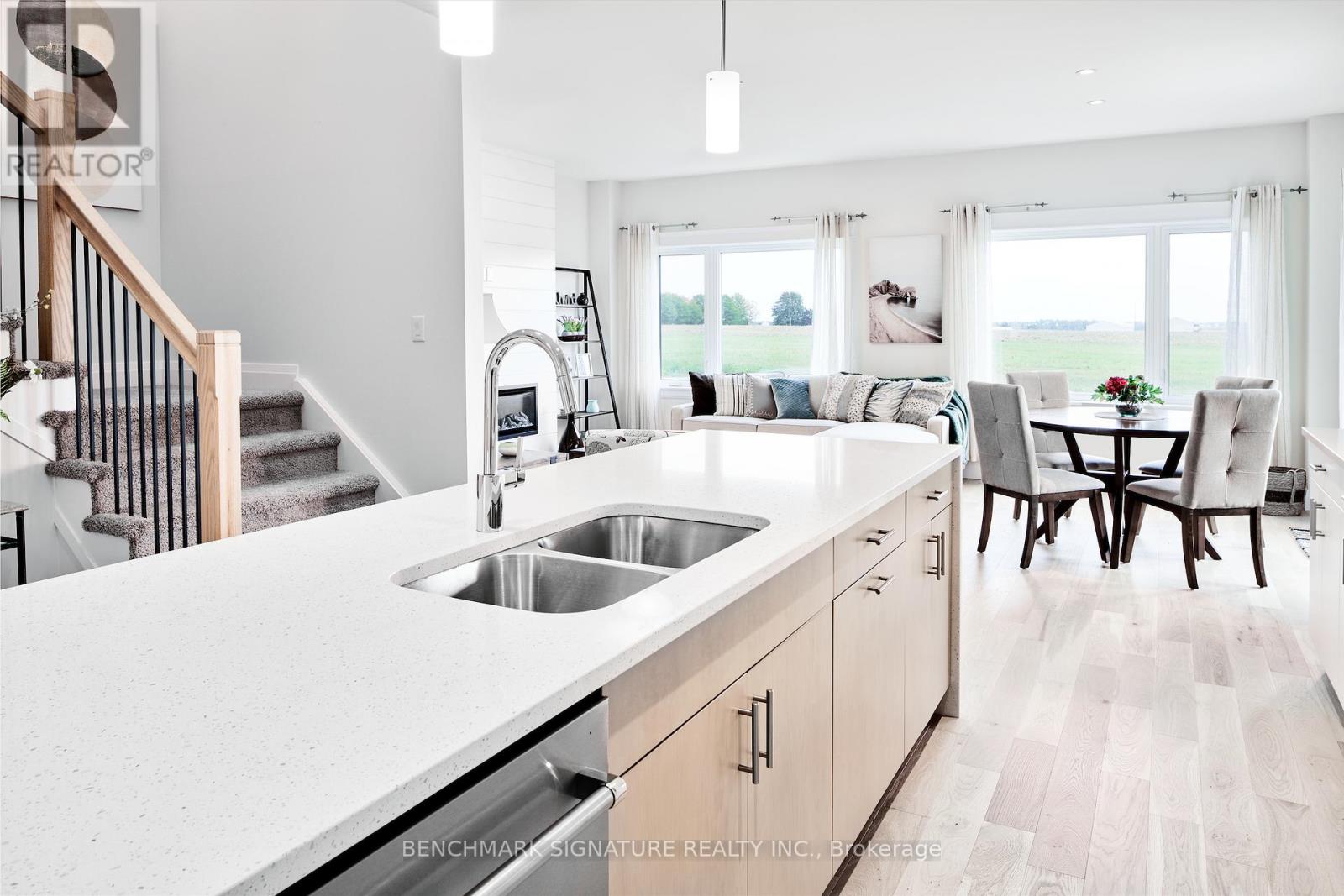 6 Totten Street, Zorra, Ontario  N0J 1J0 - Photo 5 - X12997824