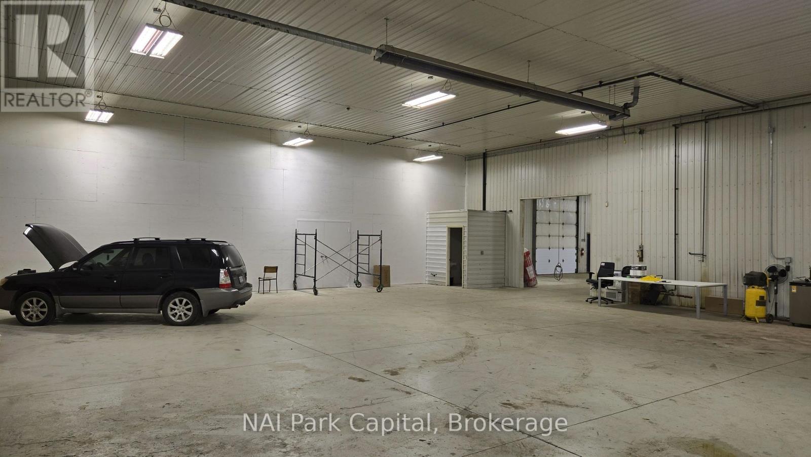 594 Glengarry Crescent, Centre Wellington, Ontario  N1M 2W7 - Photo 11 - X12997874