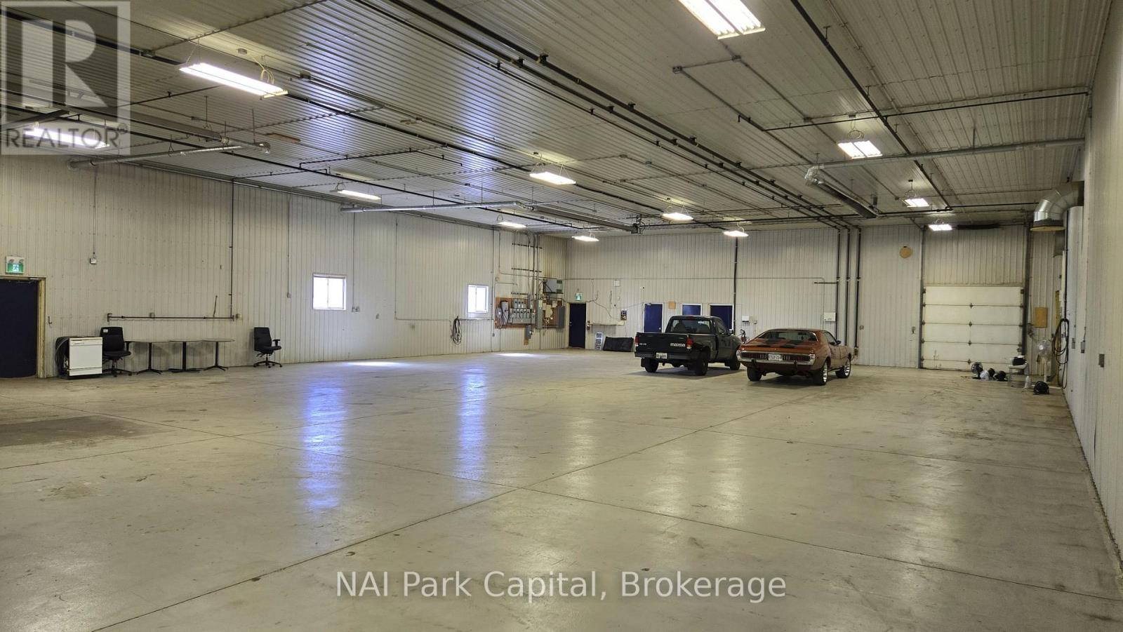 594 Glengarry Crescent, Centre Wellington, Ontario  N1M 2W7 - Photo 9 - X12997874