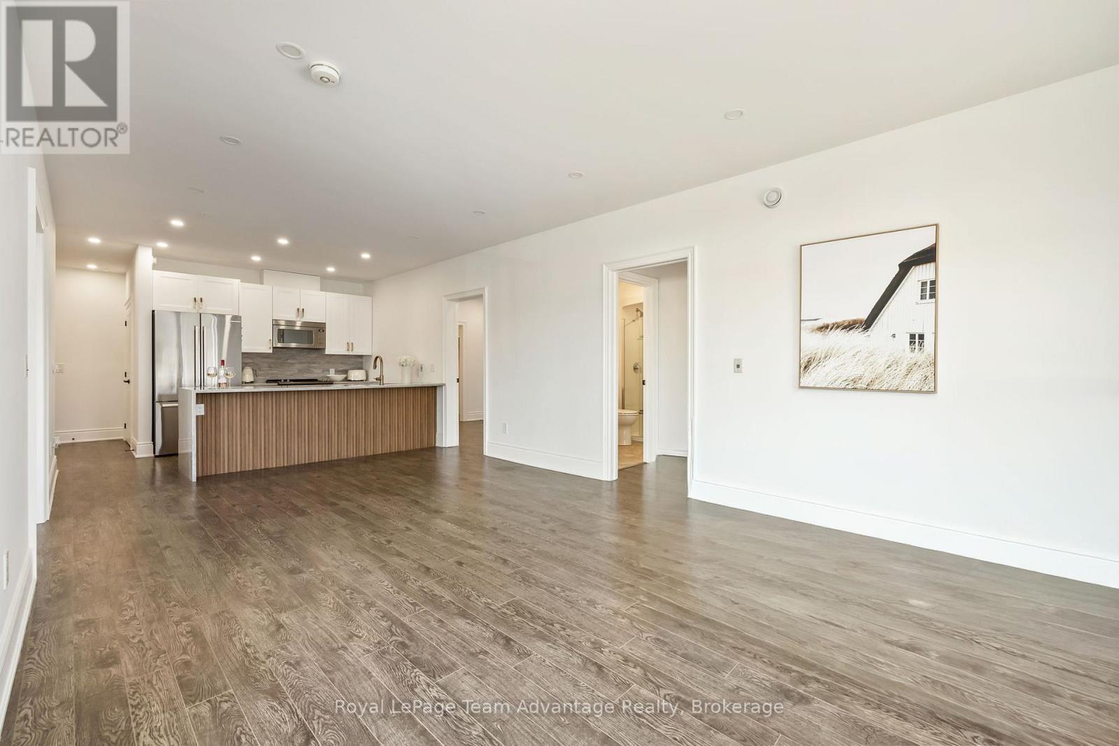 201 - 11c Salt Dock Road, Parry Sound, Ontario  P2A 3B6 - Photo 15 - X12997938