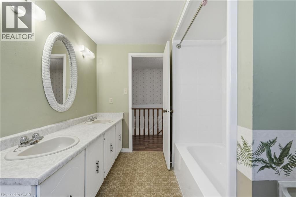 471 Knightsbridge Crescent, Ancaster, Ontario  L9G 3S4 - Photo 36 - 40820826