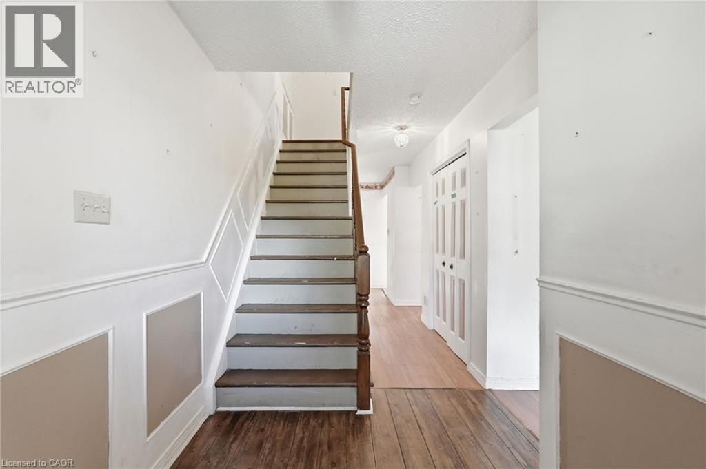 471 Knightsbridge Crescent, Ancaster, Ontario  L9G 3S4 - Photo 9 - 40820826