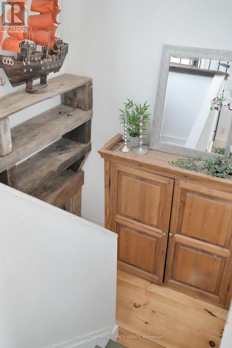 782 County Rd 49, Prince Edward County, Ontario  K0K 2T0 - Photo 23 - X12997960