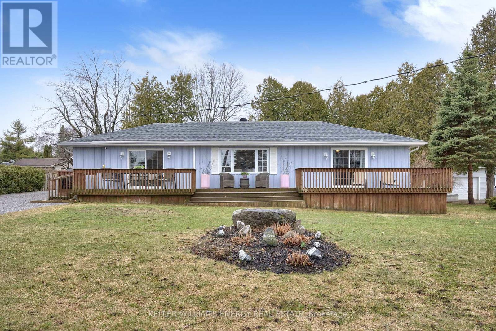 251 Lakeshore Road, Kawartha Lakes, Ontario  K0A 1M0 - Photo 2 - X12998056