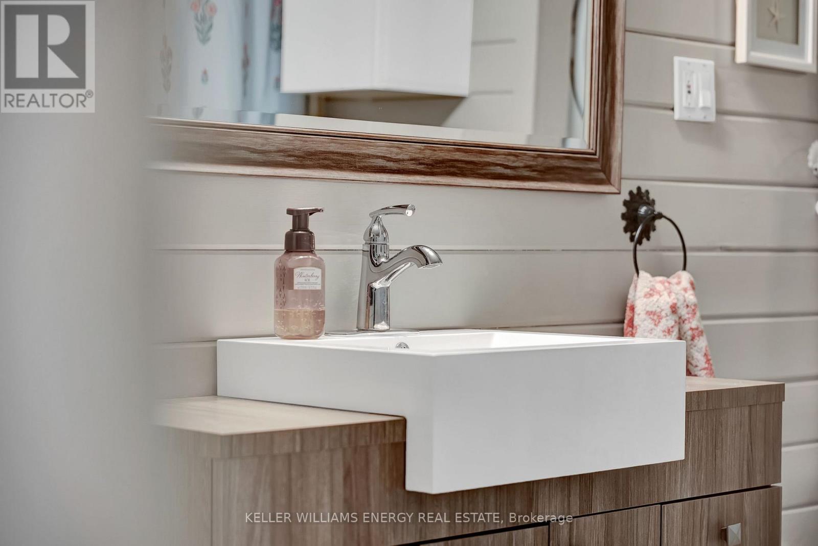 251 Lakeshore Road, Kawartha Lakes, Ontario  K0A 1M0 - Photo 31 - X12998056