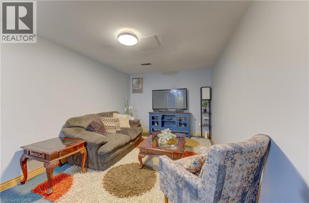 651 Pinerow Crescent Unit# A, Waterloo, Ontario  N2T 2K5 - Photo 30 - 40820426