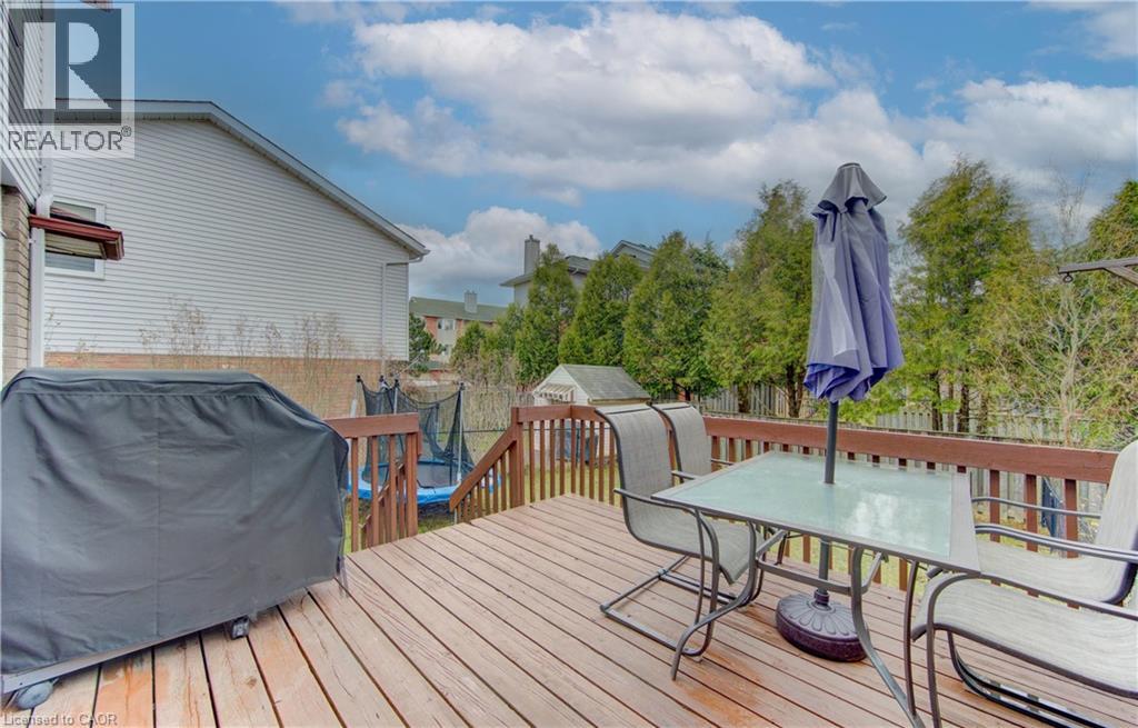 651 Pinerow Crescent Unit# A, Waterloo, Ontario  N2T 2K5 - Photo 34 - 40820426