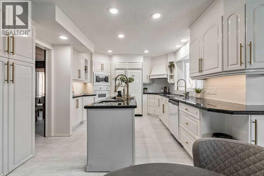 162 Woodbend Way, Okotoks, Alberta T1S 1M1 - Photo 14 - A2287796