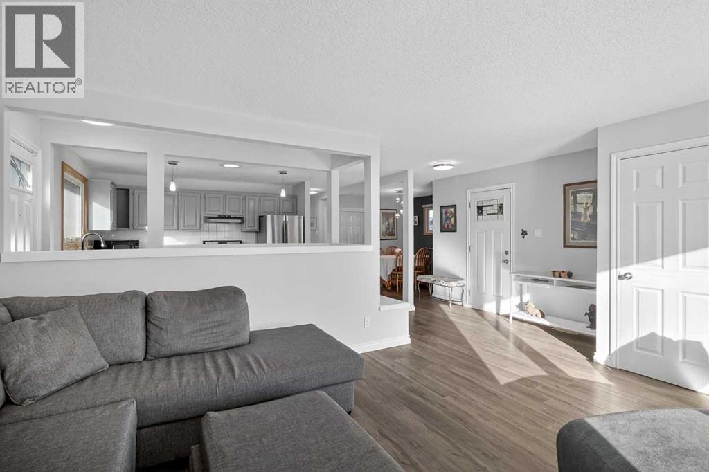 9519 3 Street SE, Calgary, Alberta  T2J 0W7 - Photo 7 - A2300114