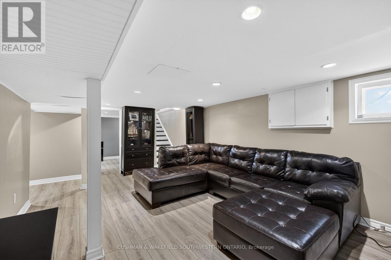 56 Thomas Janes Drive, London South, Ontario  N6C 2G9 - Photo 15 - X12998066