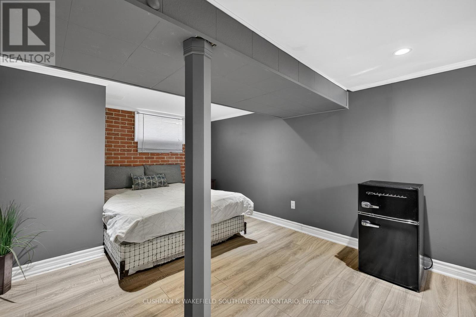 56 Thomas Janes Drive, London South, Ontario  N6C 2G9 - Photo 16 - X12998066