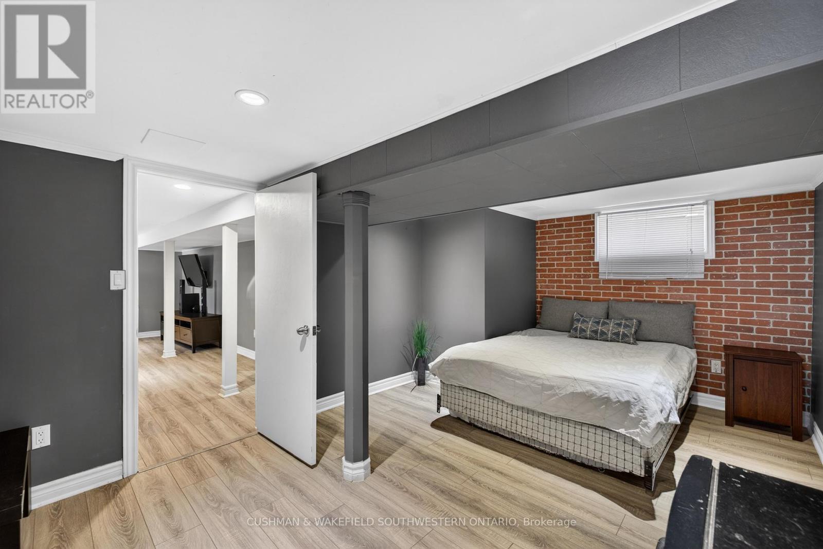 56 Thomas Janes Drive, London South, Ontario  N6C 2G9 - Photo 17 - X12998066