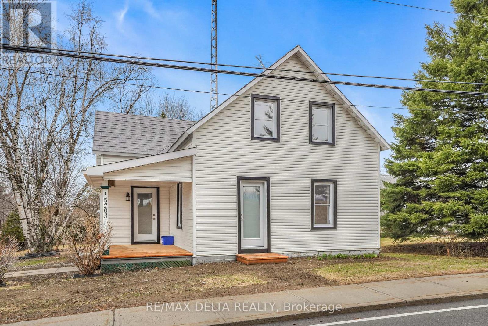 5203 County Road 10 Road, The Nation, Ontario  K0B 1G0 - Photo 4 - X12998060