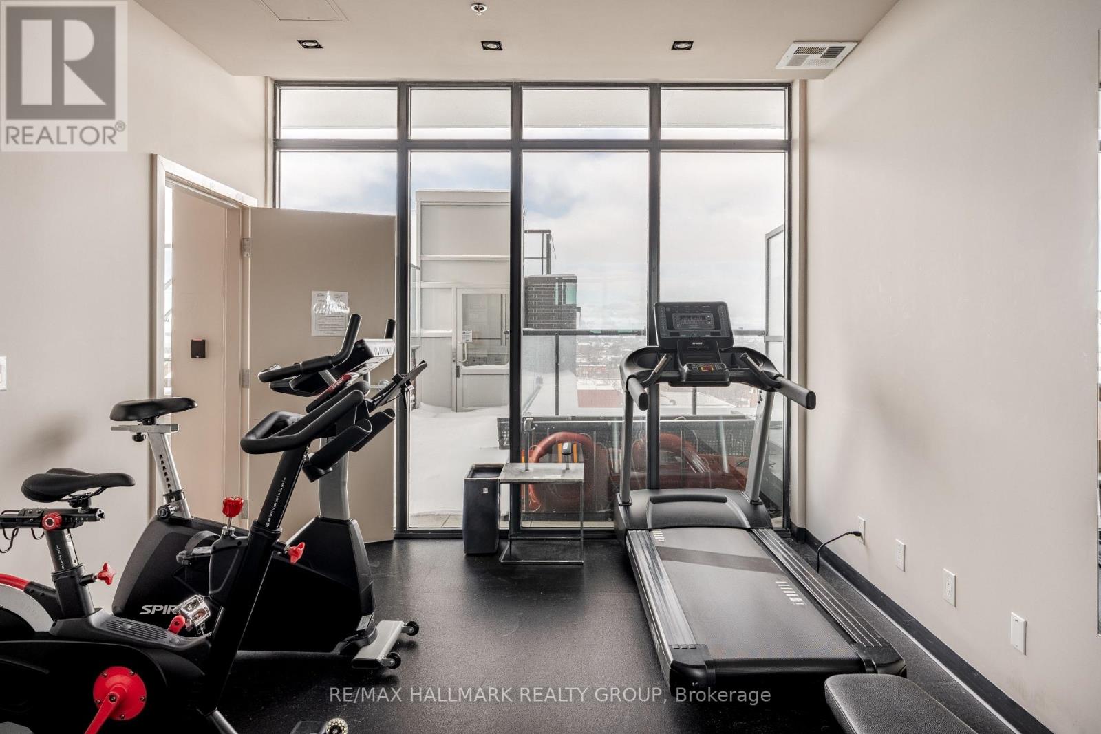 710 - 203 Catherine Street W, Ottawa, Ontario  K2P 1J5 - Photo 21 - X12998108