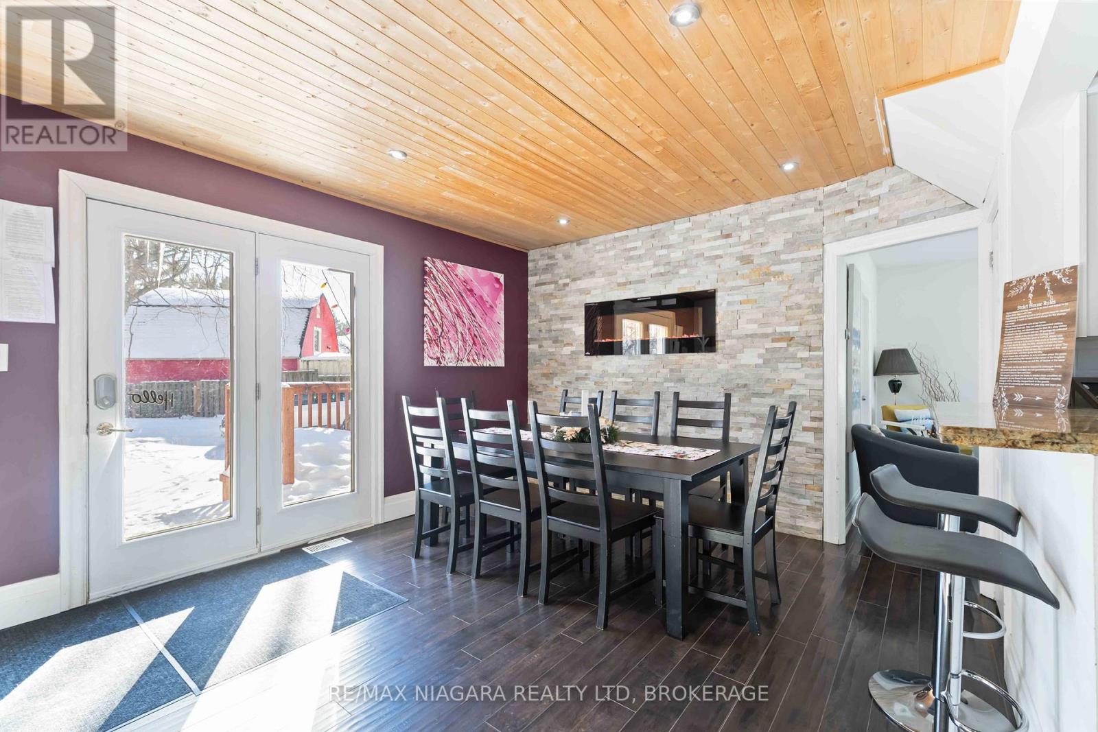 1459 Niagara Stone Road, Niagara-On-The-Lake (Virgil), Ontario  L0S 1T0 - Photo 17 - X12998092