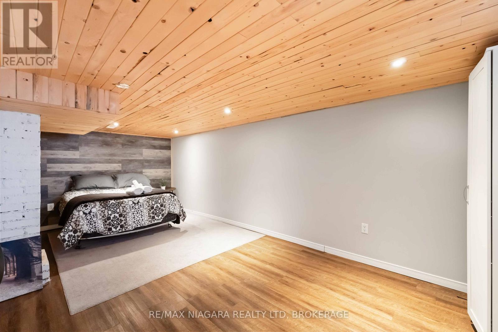 1459 Niagara Stone Road, Niagara-On-The-Lake (Virgil), Ontario  L0S 1T0 - Photo 34 - X12998092