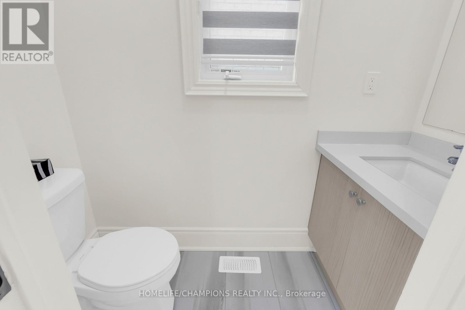 212 Wesmina Avenue, Whitchurch-Stouffville, Ontario L4A 5A2 - Photo 24 - N12966122