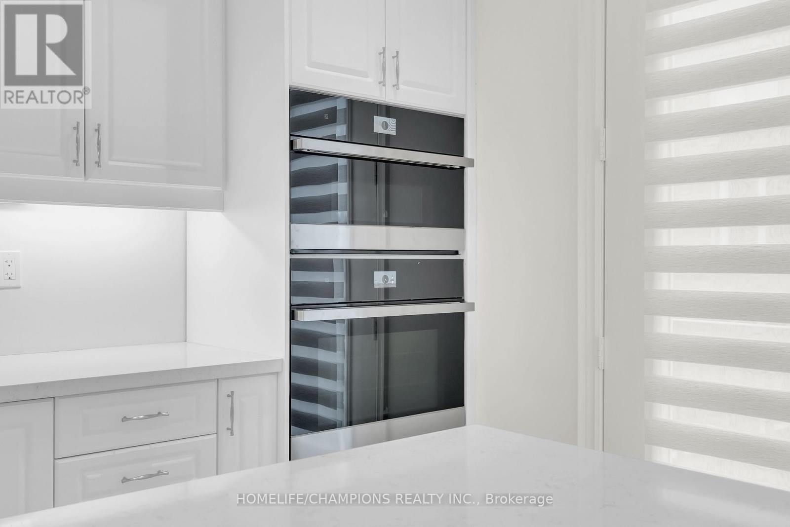 212 Wesmina Avenue, Whitchurch-Stouffville, Ontario L4A 5A2 - Photo 20 - N12966122