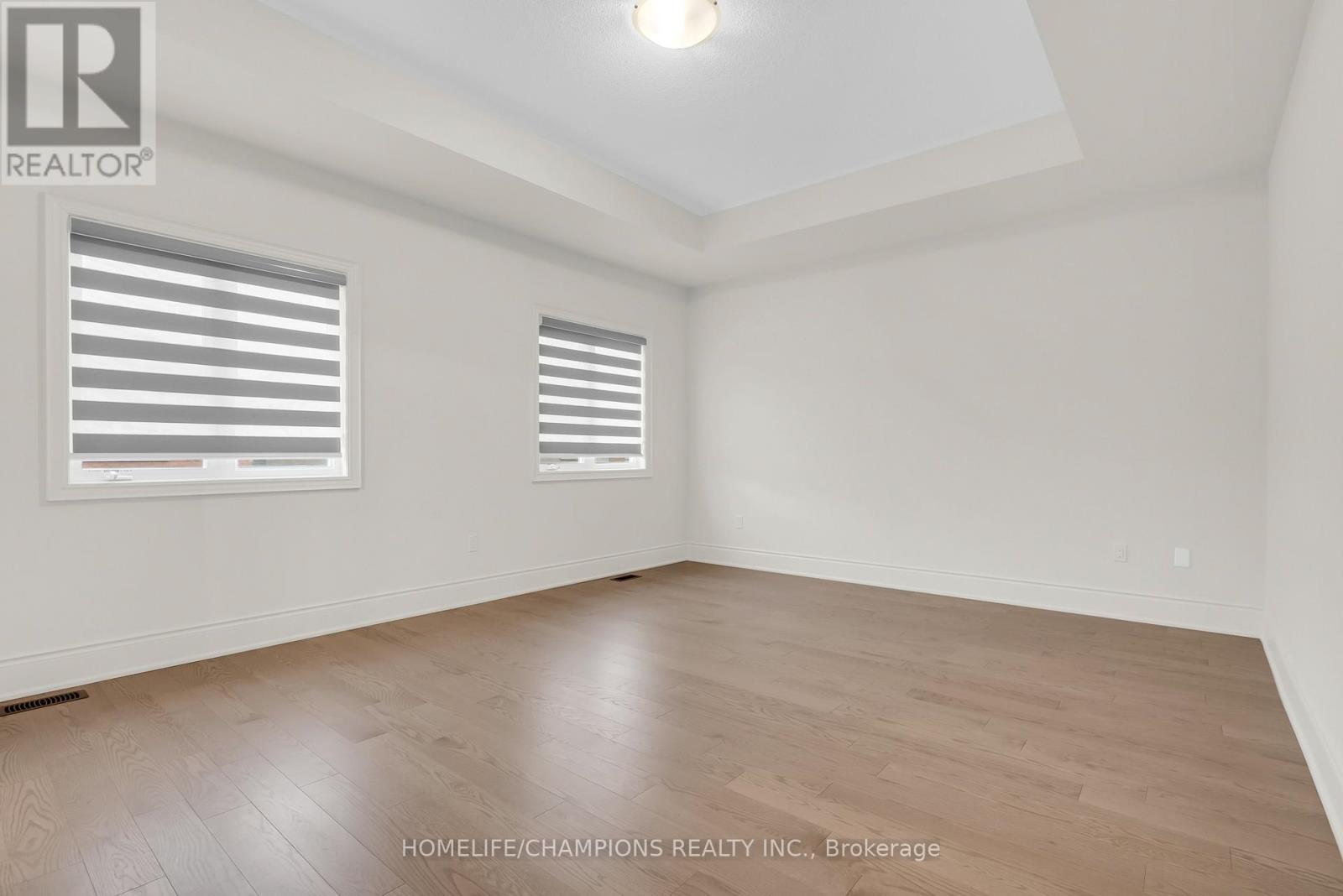 212 Wesmina Avenue, Whitchurch-Stouffville, Ontario L4A 5A2 - Photo 28 - N12966122