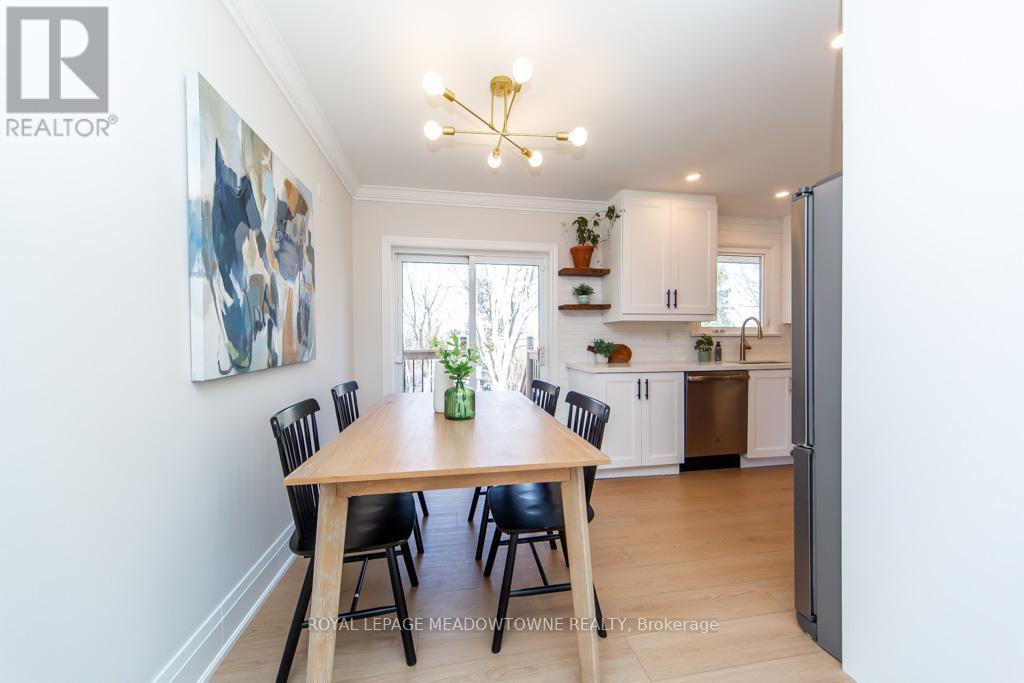 64 Dumbarton Street, Guelph, Ontario  N1E 3T6 - Photo 9 - X12997478