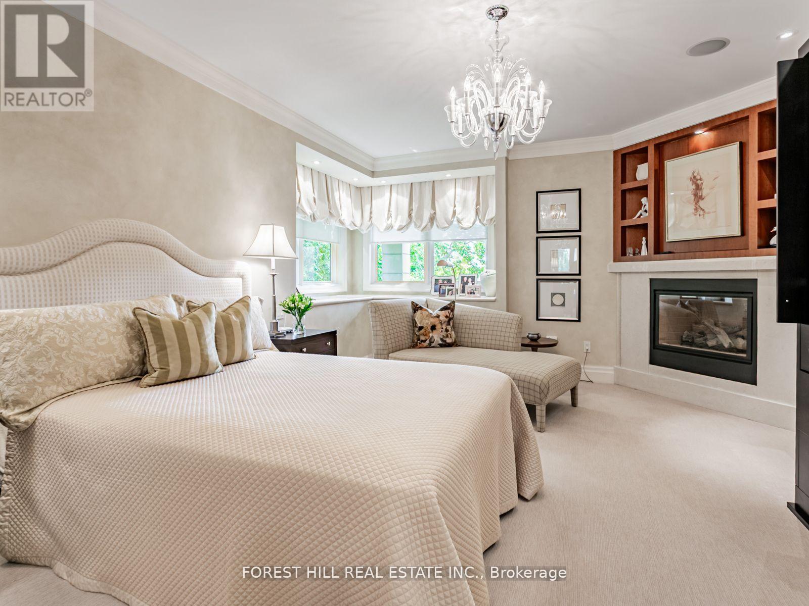 7 CEDARWOOD AVENUE Toronto (Bridle Path-Sunnybrook-York Mills), ON M2L 1L7