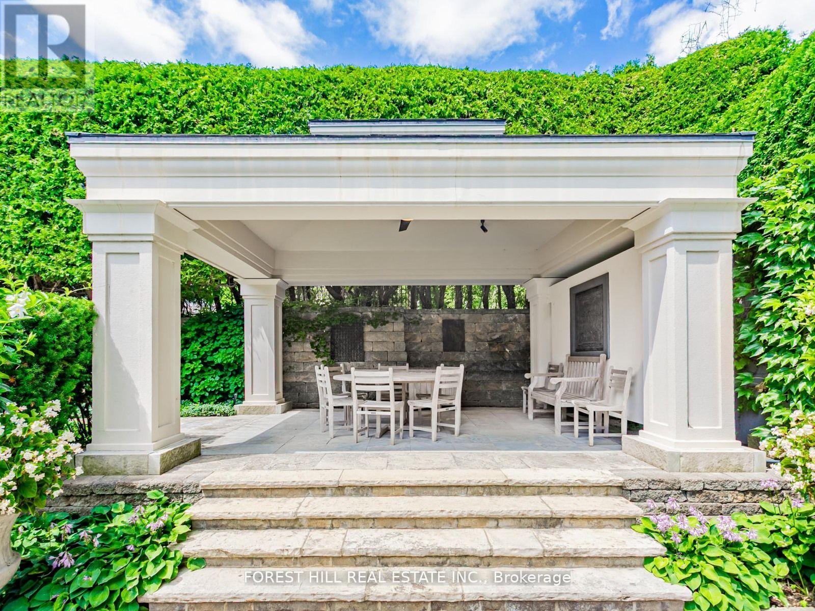 7 CEDARWOOD AVENUE Toronto (Bridle Path-Sunnybrook-York Mills), ON M2L 1L7