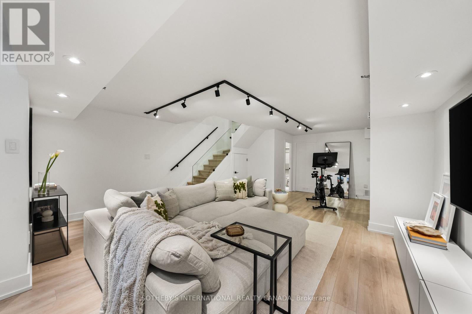 A4 - 142 Pears Avenue, Toronto, Ontario  M5R 1T2 - Photo 29 - C12997922