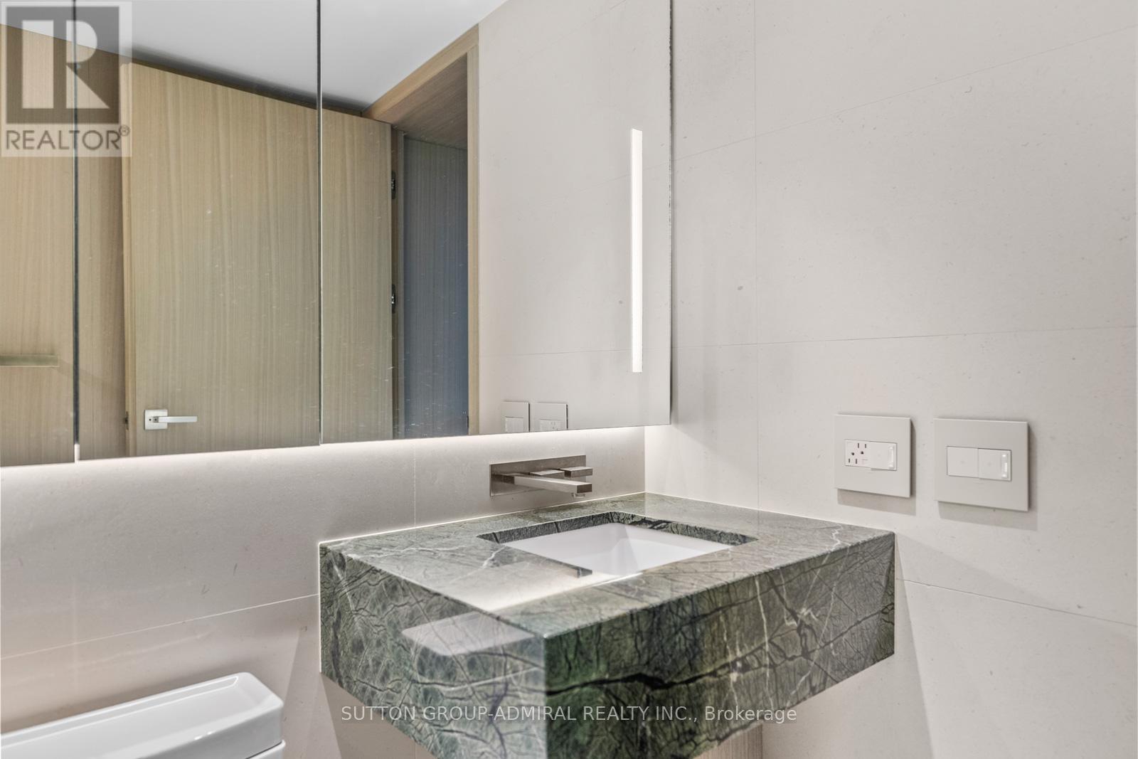 434 - 637 Lake Shore Boulevard W, Toronto, Ontario M5V 3J6 - Photo 22 - C12997934