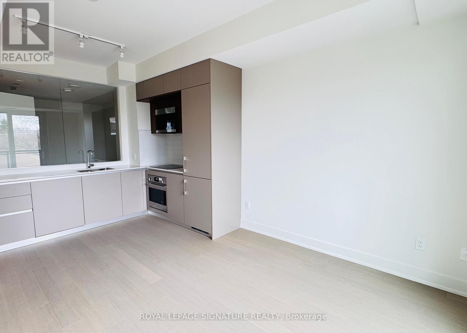 302 - 322 Dupont Street, Toronto, Ontario  M5R 0E3 - Photo 6 - C12997964