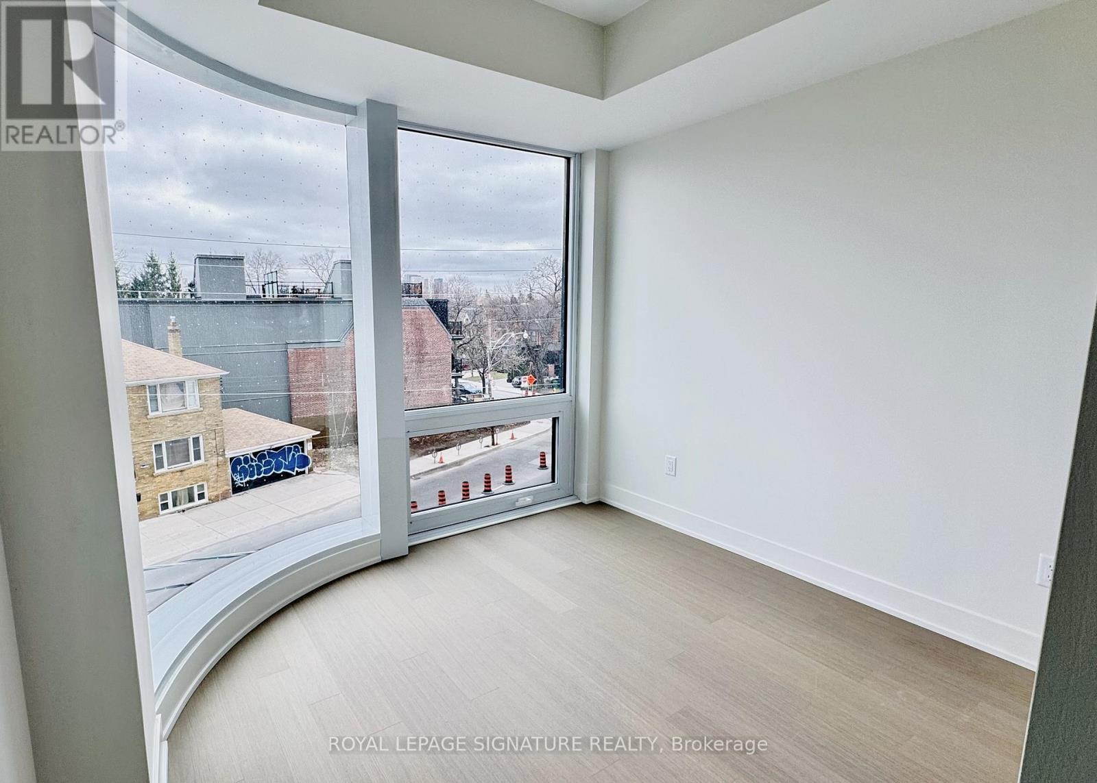 302 - 322 Dupont Street, Toronto, Ontario  M5R 0E3 - Photo 8 - C12997964