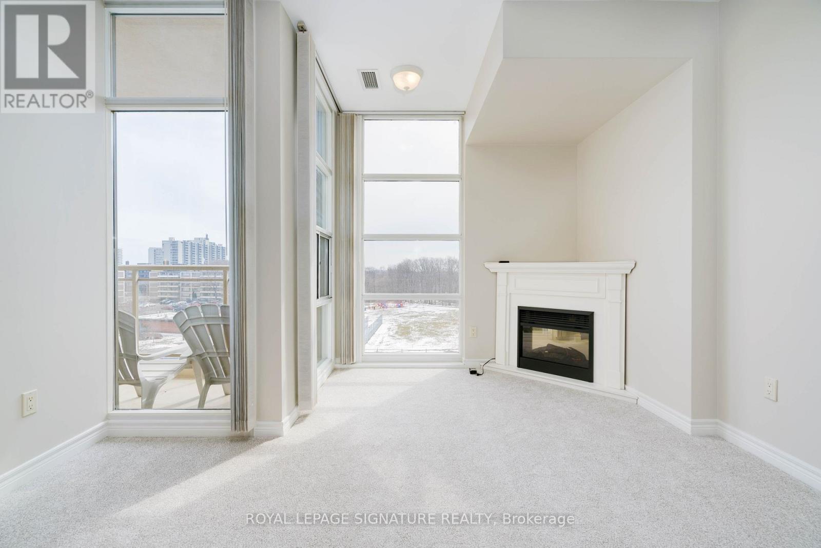 415 - 1 Leaside Park Drive, Toronto, Ontario  M4H 1R1 - Photo 14 - C12998016