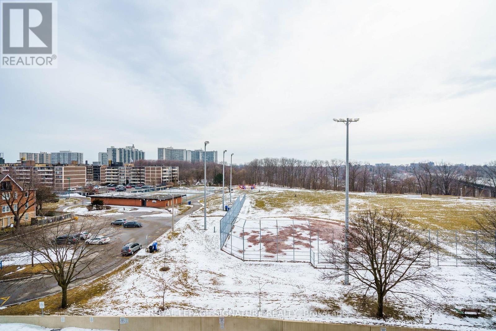 415 - 1 Leaside Park Drive, Toronto, Ontario  M4H 1R1 - Photo 28 - C12998016