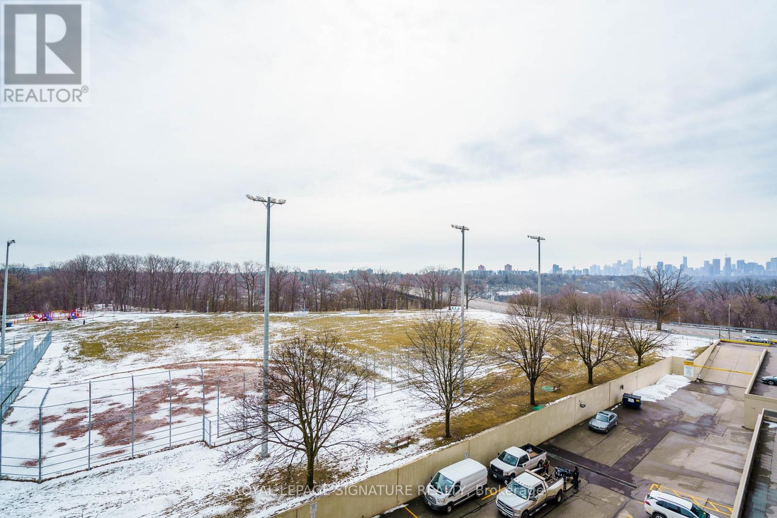 415 - 1 Leaside Park Drive, Toronto, Ontario  M4H 1R1 - Photo 29 - C12998016