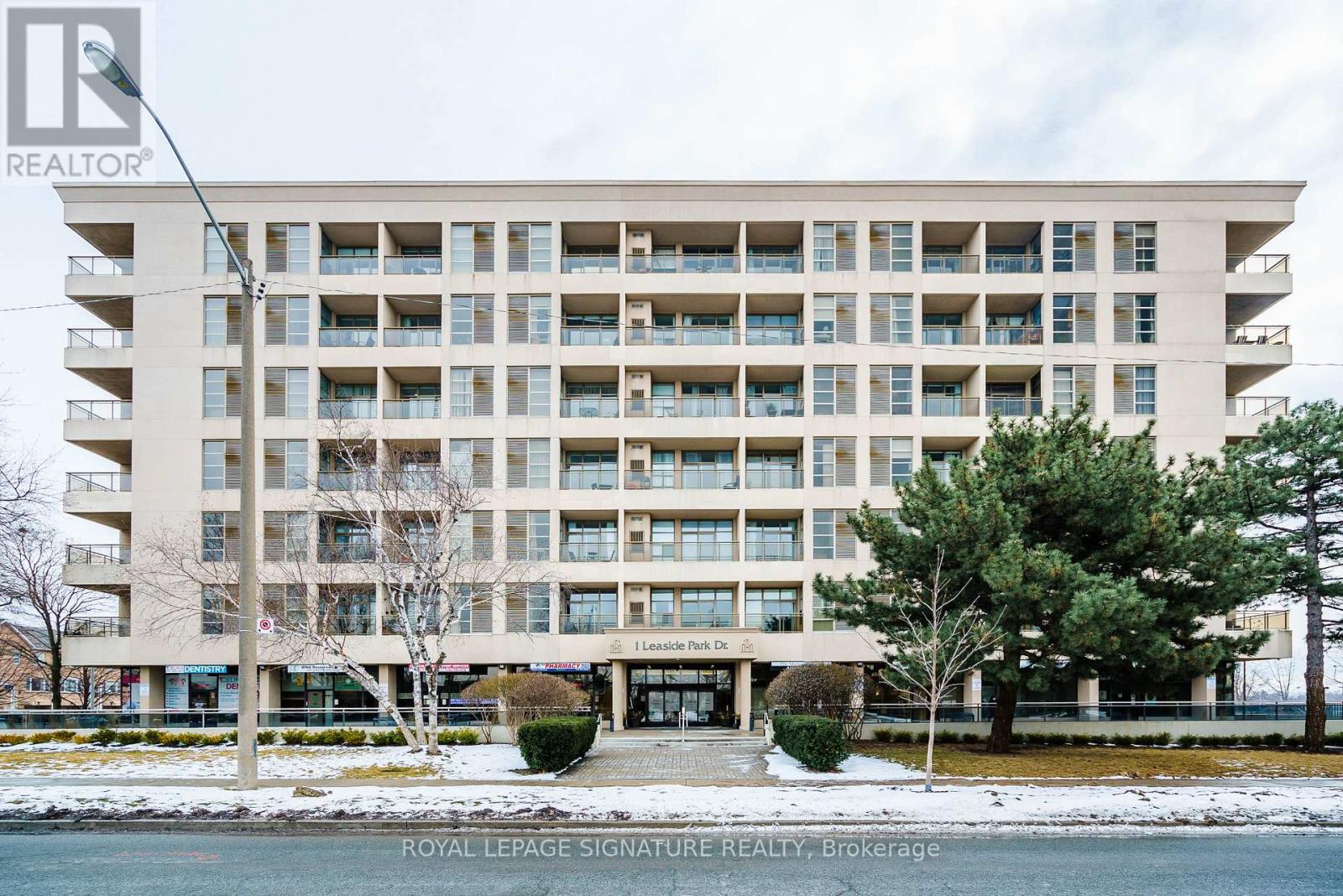 415 - 1 Leaside Park Drive, Toronto, Ontario  M4H 1R1 - Photo 33 - C12998016