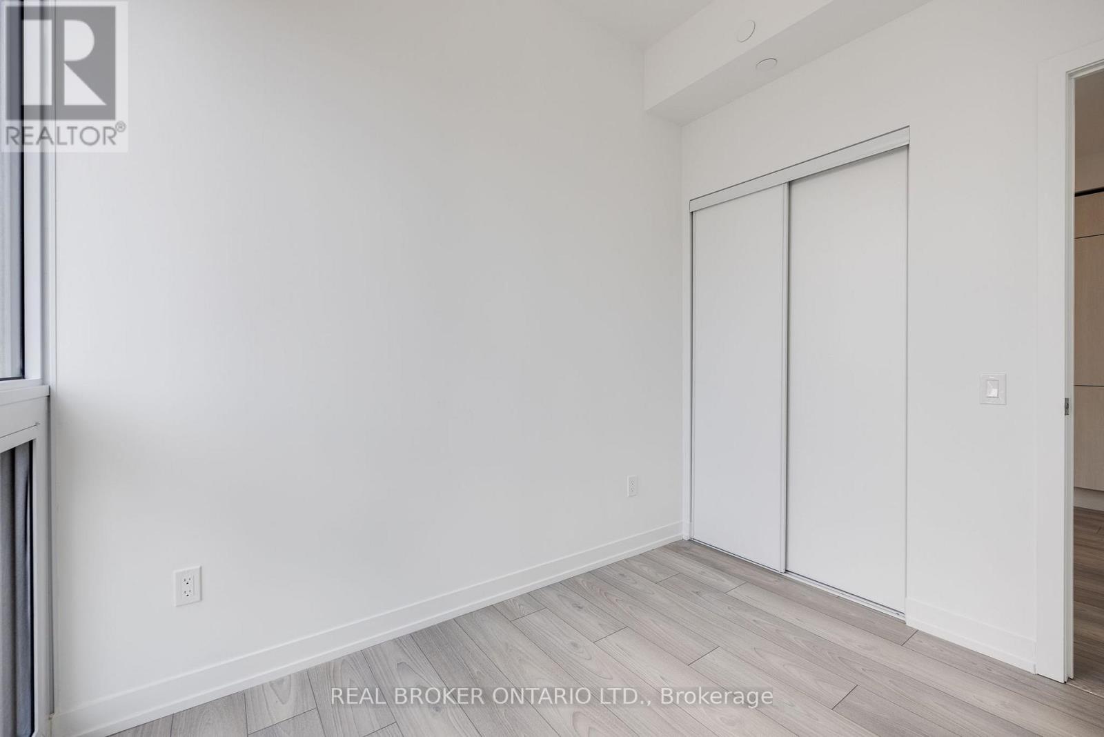 2006 - 82 Dalhousie Street, Toronto, Ontario  M5B 0C5 - Photo 11 - C12998030