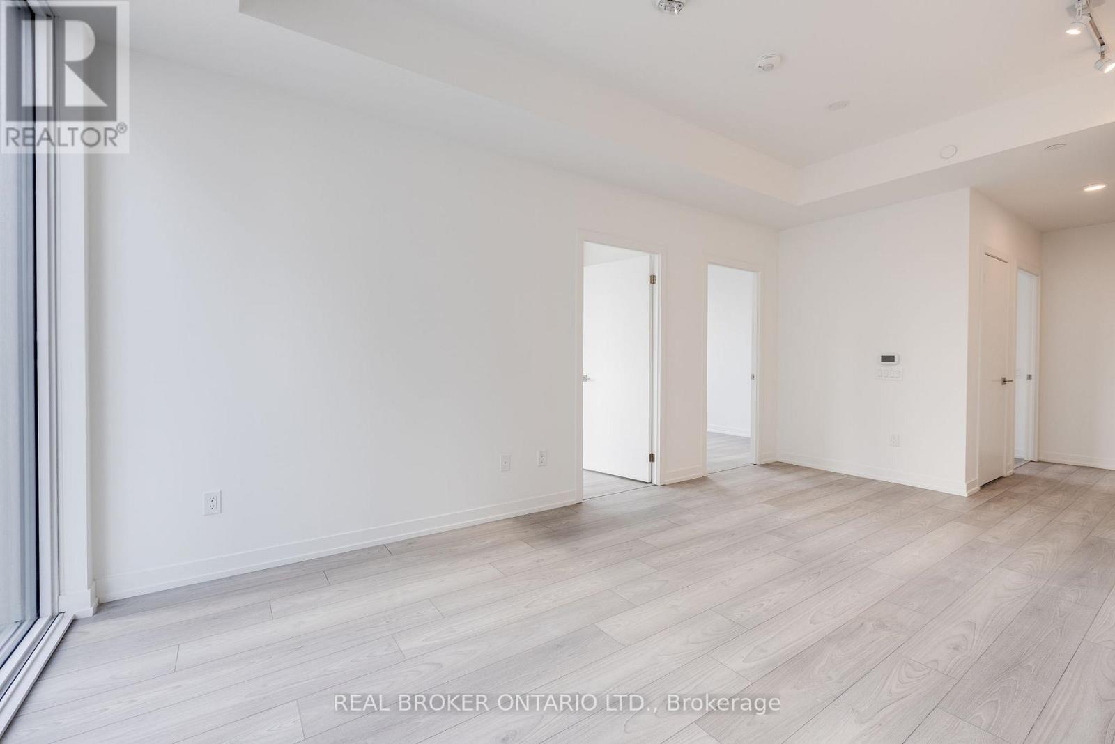 2006 - 82 Dalhousie Street, Toronto, Ontario  M5B 0C5 - Photo 8 - C12998030