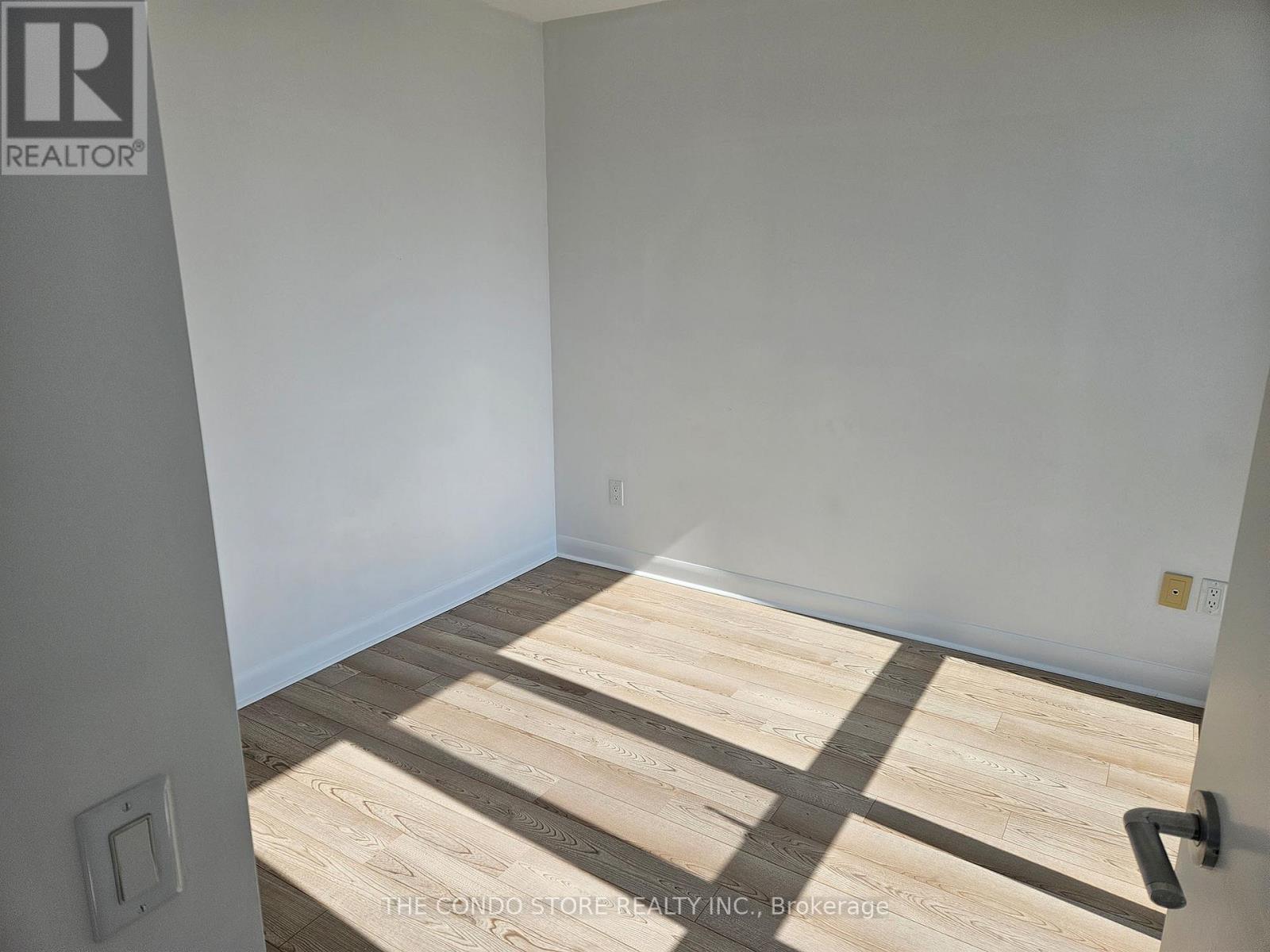 2502 - 375 King Street W, Toronto, Ontario  M5V 1K5 - Photo 17 - C12998086