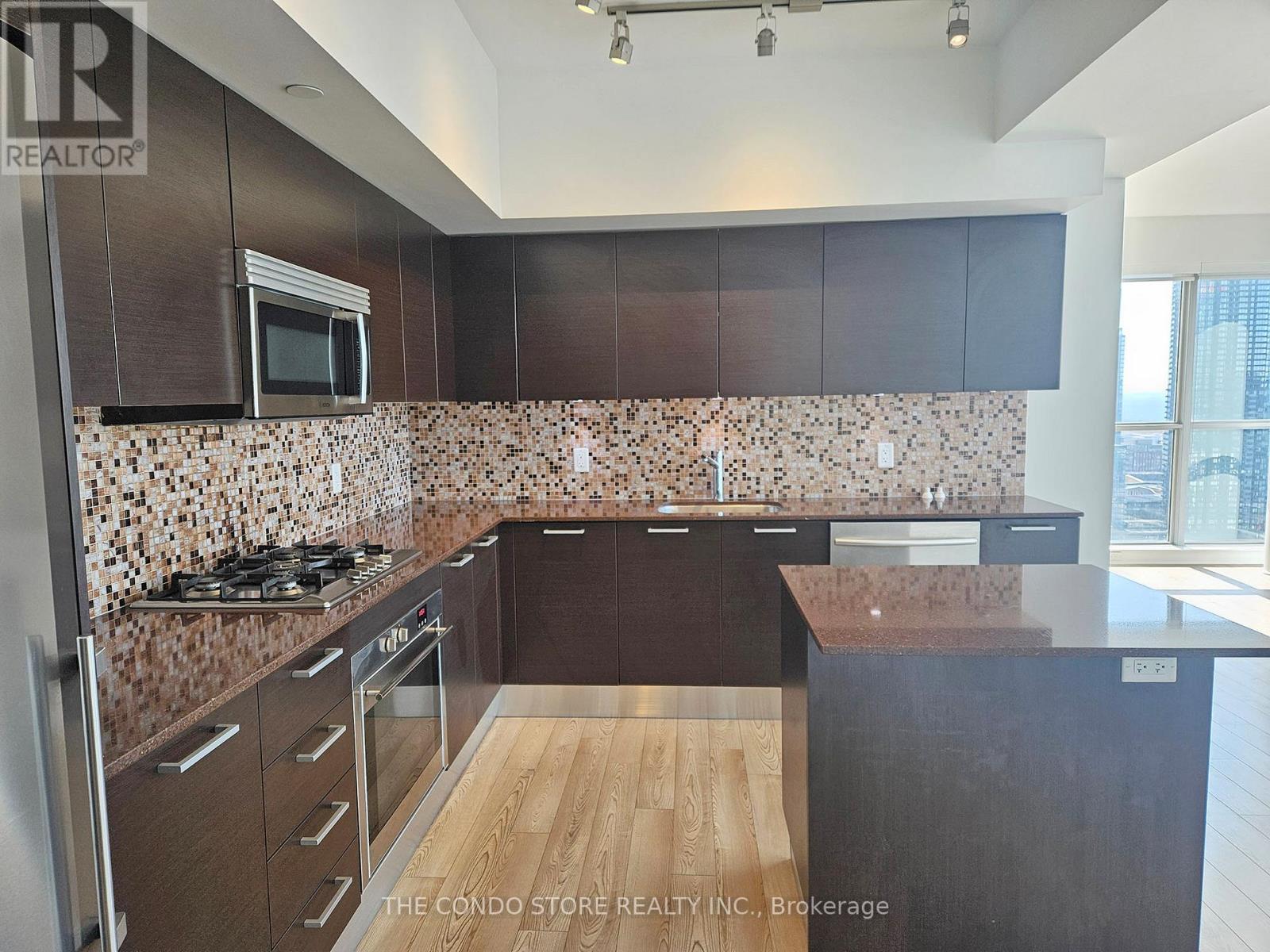 2502 - 375 King Street W, Toronto, Ontario  M5V 1K5 - Photo 5 - C12998086