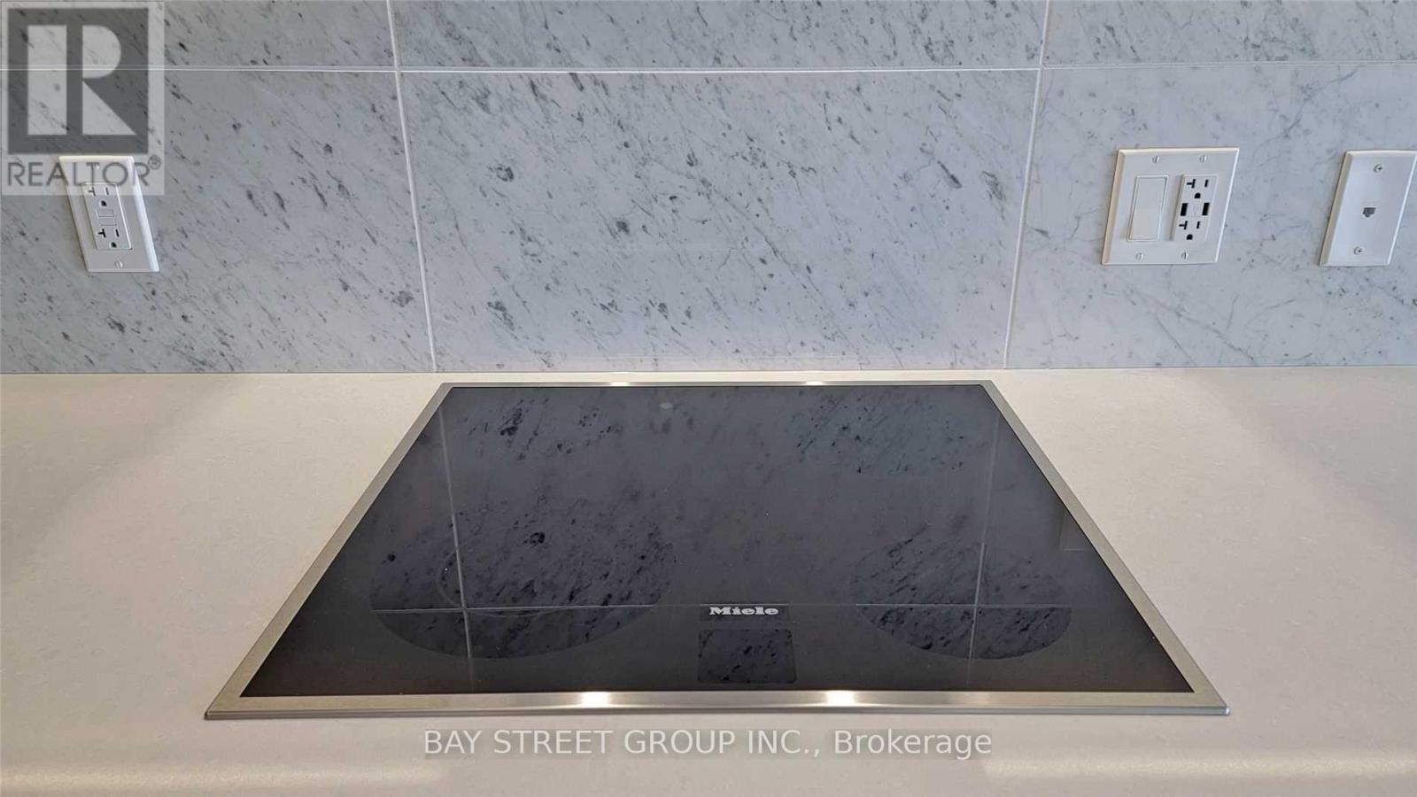 1212 - 95 Mcmahon Drive, Toronto, Ontario  M2K 0H2 - Photo 16 - C12998100