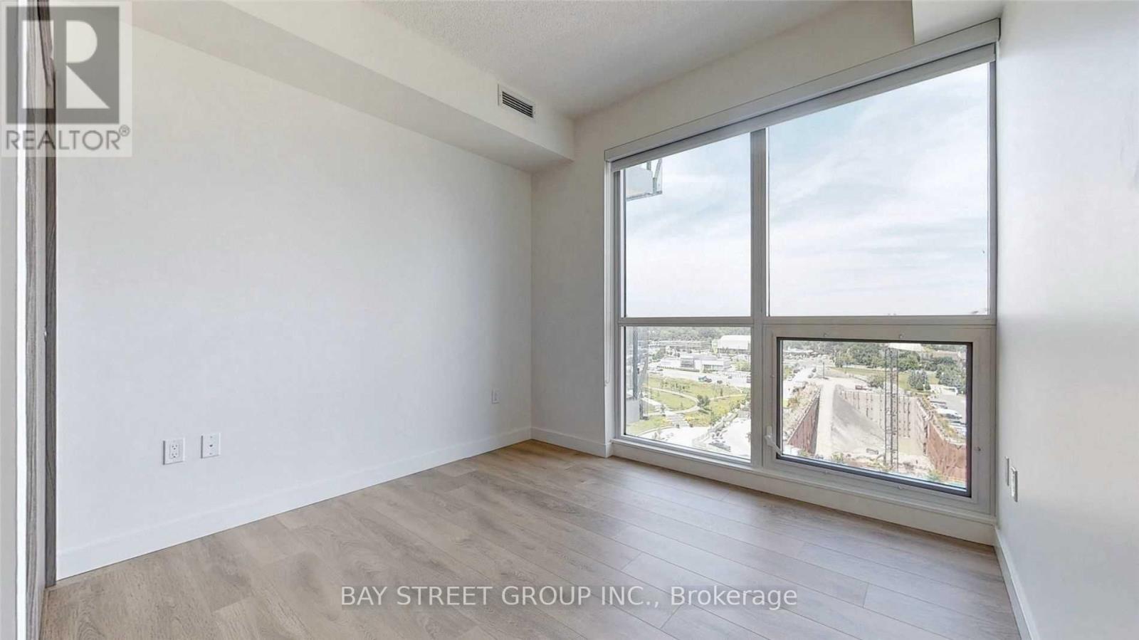 1212 - 95 Mcmahon Drive, Toronto, Ontario  M2K 0H2 - Photo 28 - C12998100